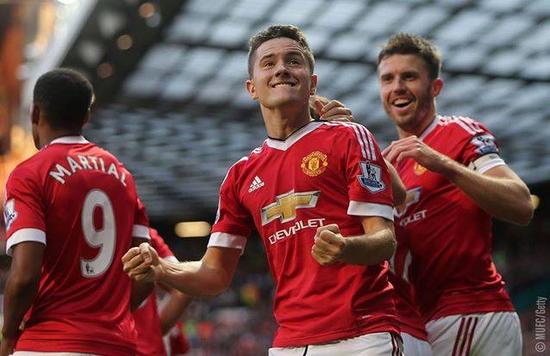 不仅使自己 不仅使自己